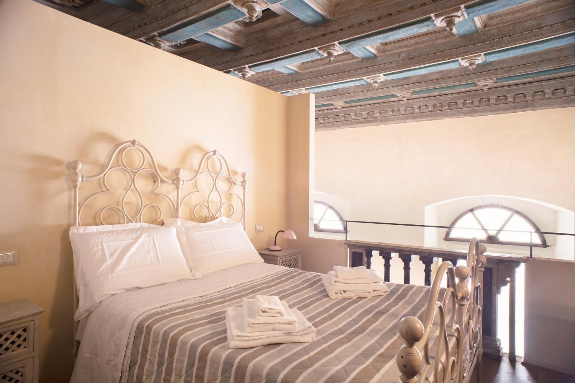 Berardi Palace Apartments فلورنس المظهر الخارجي الصورة