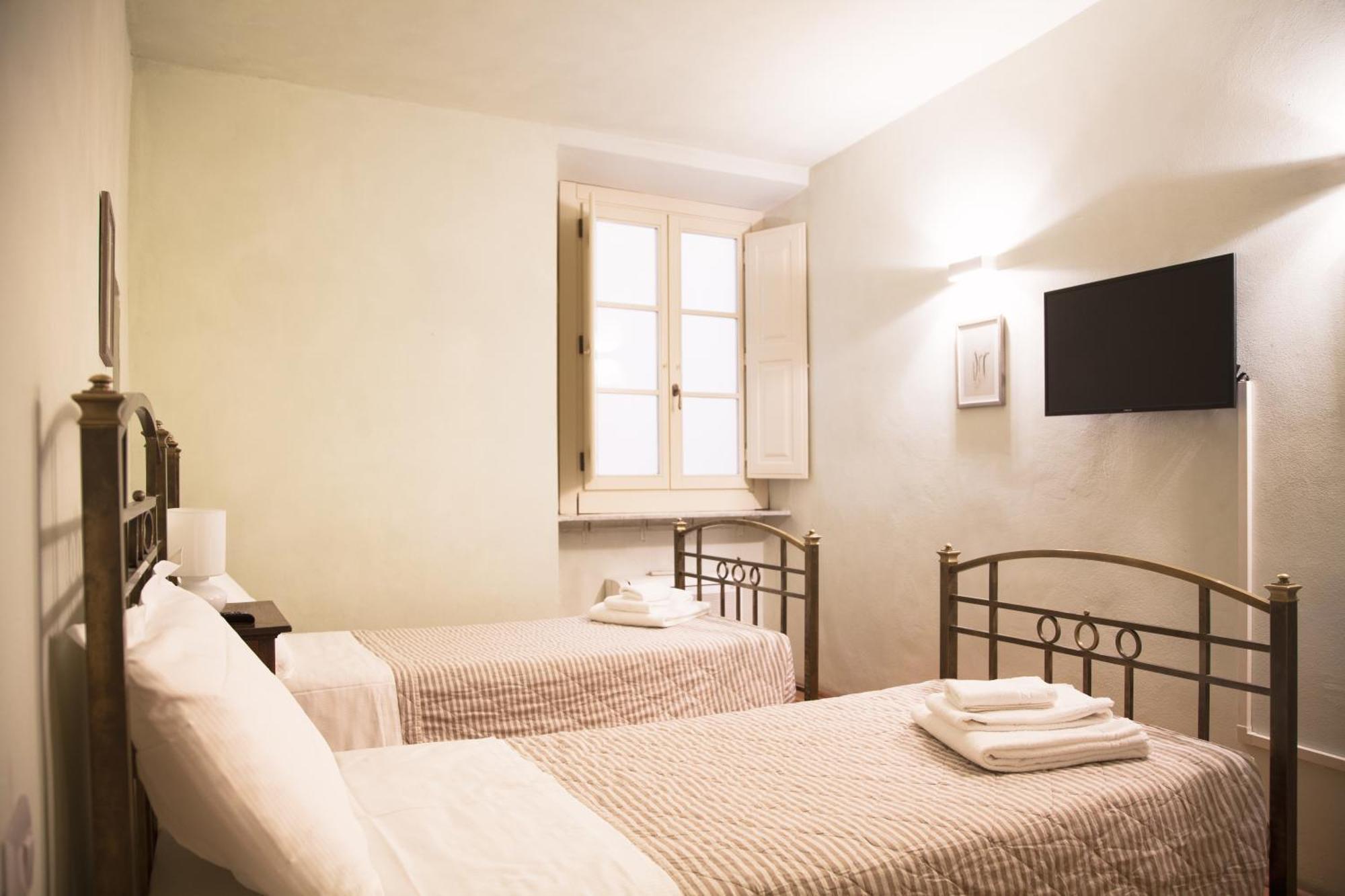 Berardi Palace Apartments فلورنس المظهر الخارجي الصورة